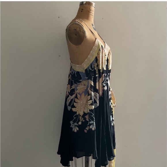 Free People] Black Yellow Paisley Floral Print Wrap Back open Slip Dress - Picture 9 of 16